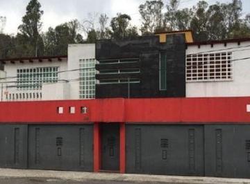 Casa · 525m² · 7 Recámaras · 4 Estacionamientos · Casa en Venta 7 Recamaras, Naucalpan, Edo. Mexico