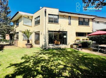 Casa en condominio · 350m² · 3 Recámaras · 4 Estacionamientos · El Molino. Casa en Venta en Condominio
