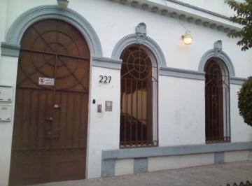 Casa uso de suelo de 6 habitaciones, Cuauhtémoc · Casa con 6 Recámaras de 650 m² en Renta en Roma Norte Para Oficinas