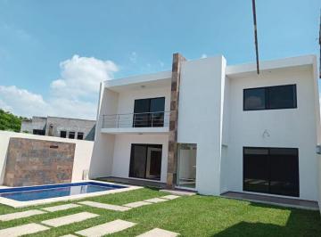 Casa · 243m² · 4 Recámaras · 2 Estacionamientos · Casa en Fraccionamiento en Burgos Bugambilias Temixco - Maz - 2122 - Fr