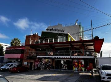 Local comercial , Guadalajara · Renta de Negocio de Comida y Bebidas Totalmente Equipado en El Country