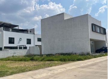 Terreno / Lote , Zapopan · Terreno en Venta Valle Imperial.	$2,520,000