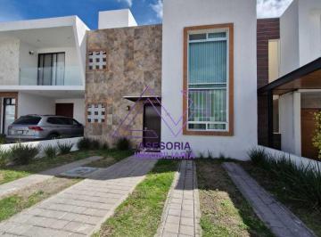 Casa en condominio de 3 habitaciones, Querétaro · Casa en Venta en Queretaro