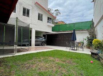 Casa de 3 habitaciones, Tlalpan · Casa en Venta con Locales Comerciales, Alcaldia Tlalpan, Col Miguel Hidalgo.