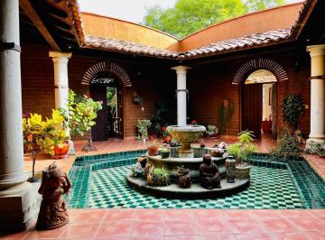 Casa · 616m² · 4 Recámaras · 6 Estacionamientos · Casa en Venta en Paraje El Chino, San Francisco Lachigolo, Oaxaca