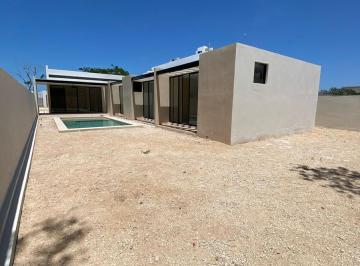 Casa · 270m² · 3 Recámaras · 3 Estacionamientos · Casa en Venta en Merida, Rocio Country Living, Tamanche
