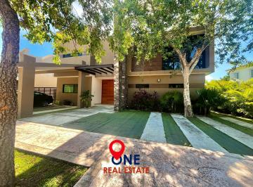 Casa de 4 habitaciones, Benito Juárez · Casa en Venta Lagos del Sol