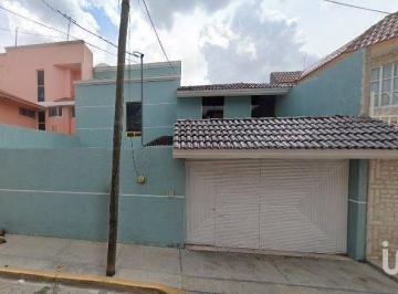 Casa · 185m² · 3 Recámaras · 2 Estacionamientos · Venta de Casa en Tepeaca, San Sebastian