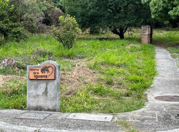 Terreno / Lote · 727m² · Excelentes Terrenos en Zona de Alta Plusvalía Para Inversión y Desarrollo.