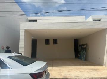 Casa de 3 habitaciones, Mérida · Casa en Renta en Mérida, Temozón Norte