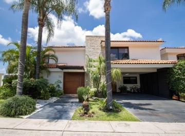 c3a7d9b5e22cb1c198b7d7b7de8bc9ff04b5f03be1abdd820b05103072193236 · Casa en Venta en Real San Bernardo, Zapopan, Jalisco
