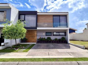 Casa de 4 habitaciones, Tlajomulco de Zúñiga · Casa en Venta en Fracc. Bosques de Santa Anita, Tlajomulco