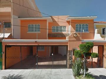 Casa de 5 habitaciones, Guadalajara · En Venta Casa en Bosques de La Victoria Guadalajara Jalisco