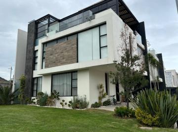 Casa de 4 habitaciones, San Agustín Tlaxiaca · Casa en Venta en Residencial Monte Olimpo