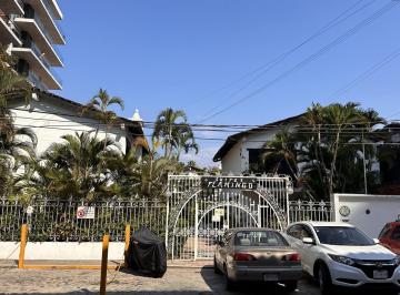 Departamento · 107m² · 4 Recámaras · Departamento en Venta Suites Flamingos, Puerto Vallarta