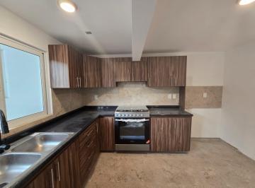 Casa · 220m² · 3 Recámaras · 2 Estacionamientos · Casa en Venta en Rinconada de Los Andes