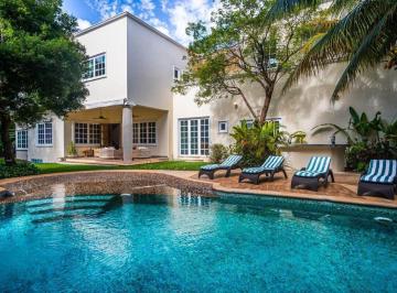 Casa · 729m² · 7 Recámaras · 5 Estacionamientos · Venta Villa en Playa del Carmen, Playacar