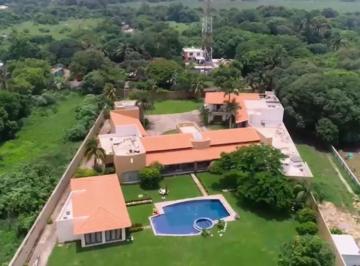 Casa de 9 habitaciones, Medellín · Residencia en Venta en Playa de Vacas Veracruz | Arlette Flores