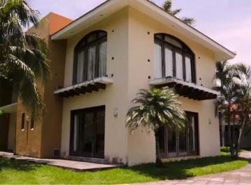 Casa de 9 habitaciones, Medellín · Residencia en Venta en Playa de Vacas Veracruz | Arlette Flores