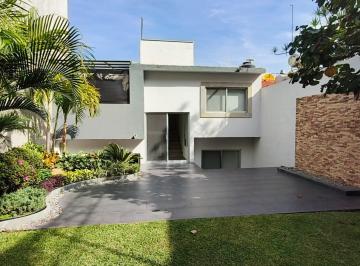 Casa de 4 habitaciones, Cuernavaca · Casa en Venta en La Cañada Fraccionamiento con Vigilancia en Cuernavaca Morelos