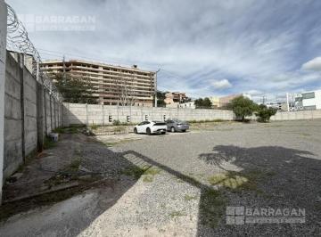 Terreno / Lote · 1500m² · Terreno Bardeado en Esquina en Excelente Ubicación en Loma Dorada