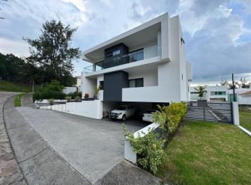 Casa de 7 habitaciones, Zapopan · Fraccionamiento Diana Natura