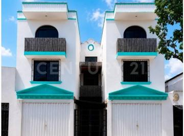 Edificio · 430m² · 11 Recámaras · Edificio en Venta, Playa del Carmen, Solidaridad