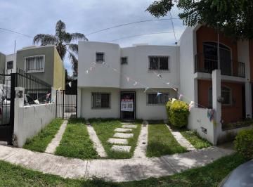 Casa de 3 habitaciones, Zapopan · Girasoles Elite. Casa en Privada. a 10 Mins de Andares