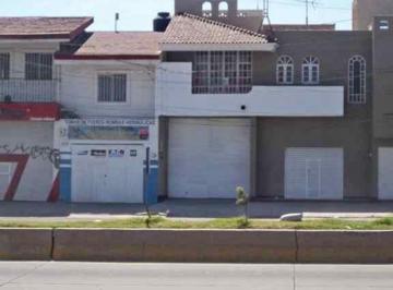 Edificio de 2 habitaciones, Zapopan · Edificio Comercial en Venta
