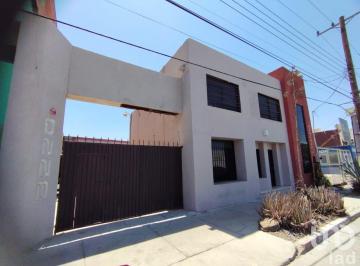 Edificio · 315m² · 3 Estacionamientos · Edificio en Venta en Av Abasolo en La Paz Baja California Sur