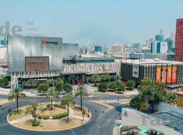 Local comercial · 106m² · Local en Renta Zona Valle Oriente, San Pedro Garza García, N. L.