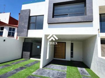 Casa de 4 habitaciones, Pachuca · Venta de Casa en Arboledas de San Javier
