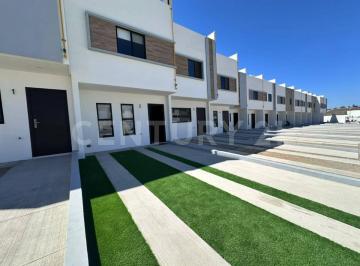 Casa · 101m² · 3 Recámaras · 2 Estacionamientos · Casa en Venta en Almería Residencial, Tijuana Baja California.