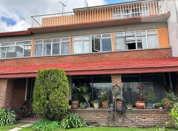 Casa · 585m² · 6 Recámaras · 4 Estacionamientos · Casa en Venta en Av Toluca, Frente Al Walmart y a Laboratorios El Chopo, Olivar de Los Padres