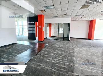 Oficina · 1015m² · 33 Estacionamientos · Oficina en Renta en Monterrey