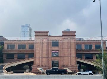 Oficina · 575m² · Oficina en Renta en Valle del Campestre