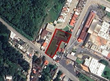 Terreno / Lote · 1809m² · Terreno en Venta Camino a Las Haciendas Junto a Coca - Cola, Coatepec, Ver.