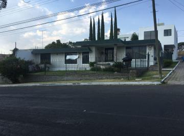 Casa · 342m² · 3 Recámaras · 1 Estacionamiento · Casa en Venta en Villas de Irapuato