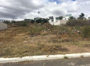 Terreno / Lote · 787m² · Venta de Terreno - Villas de Irapuato