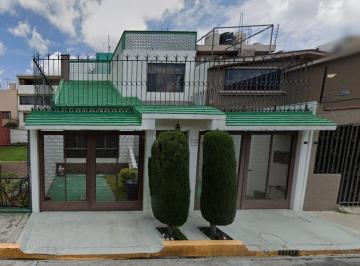 Casa de 3 habitaciones, Gustavo A. Madero · Casa en Venta en Gustavo A. Madero