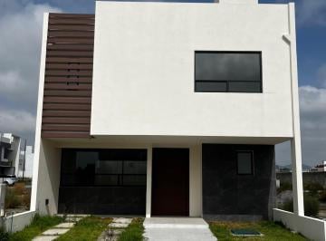 Casa de 3 habitaciones, Pachuca · Casa en Venta con Roof Garden, Explanada Sur, Pachuca