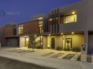 Casa · 143m² · 3 Recámaras · 2 Estacionamientos · Casa en Venta Xanadu Zibata