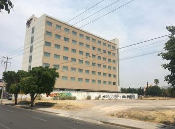 Terreno / Lote · 1320m² · Venta de Terreno Comercial en Blvd Lázaro Cárdenas