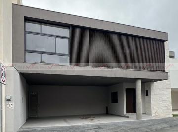 Casa · 315m² · 3 Recámaras · 2 Estacionamientos · Casa en Venta en Condado de Asturias
