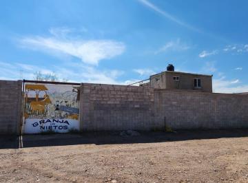 Terreno / Lote · 150m² · 3 Recámaras · 4 Estacionamientos · Terreno en Aquiles Serdán