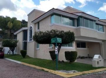 Casa en condominio de 4 habitaciones, Zapopan · Casa Dentro de Coto Bugambilias Primera Sección