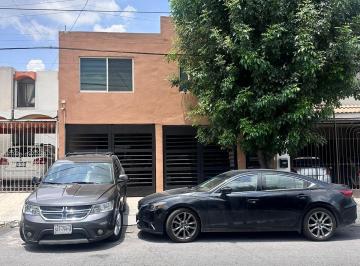 Casa de 3 habitaciones, Monterrey · Casa en Renta en Cumbres 1er Sector en Monterrey, Nuevo León