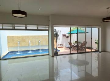 Casa · 339m² · 3 Recámaras · 2 Estacionamientos · Casa en Venta Residencial El Country Villahermosa con Alberca Propia