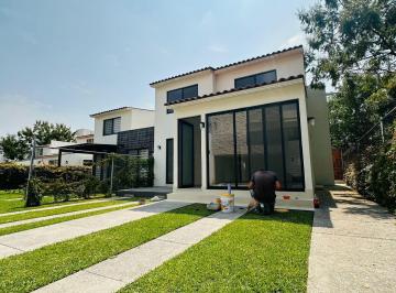 Casa en condominio de 4 habitaciones, Jiutepec · Casa en Venta en Condominio en Jiutepec