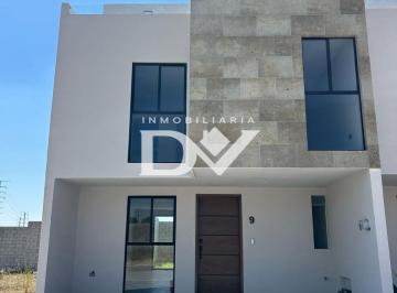 Casa de 4 habitaciones, Cuautlancingo · Casa en Venta de 4 Habitaciones y Roof Garden en Cuautlancingo Min de Periferico